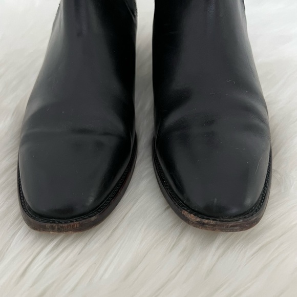 Frye Dara Black Leather Pull On Chelsea Bootie Ankle Boot Size 6.5 - Picture 2 of 10